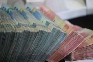 Currency trading